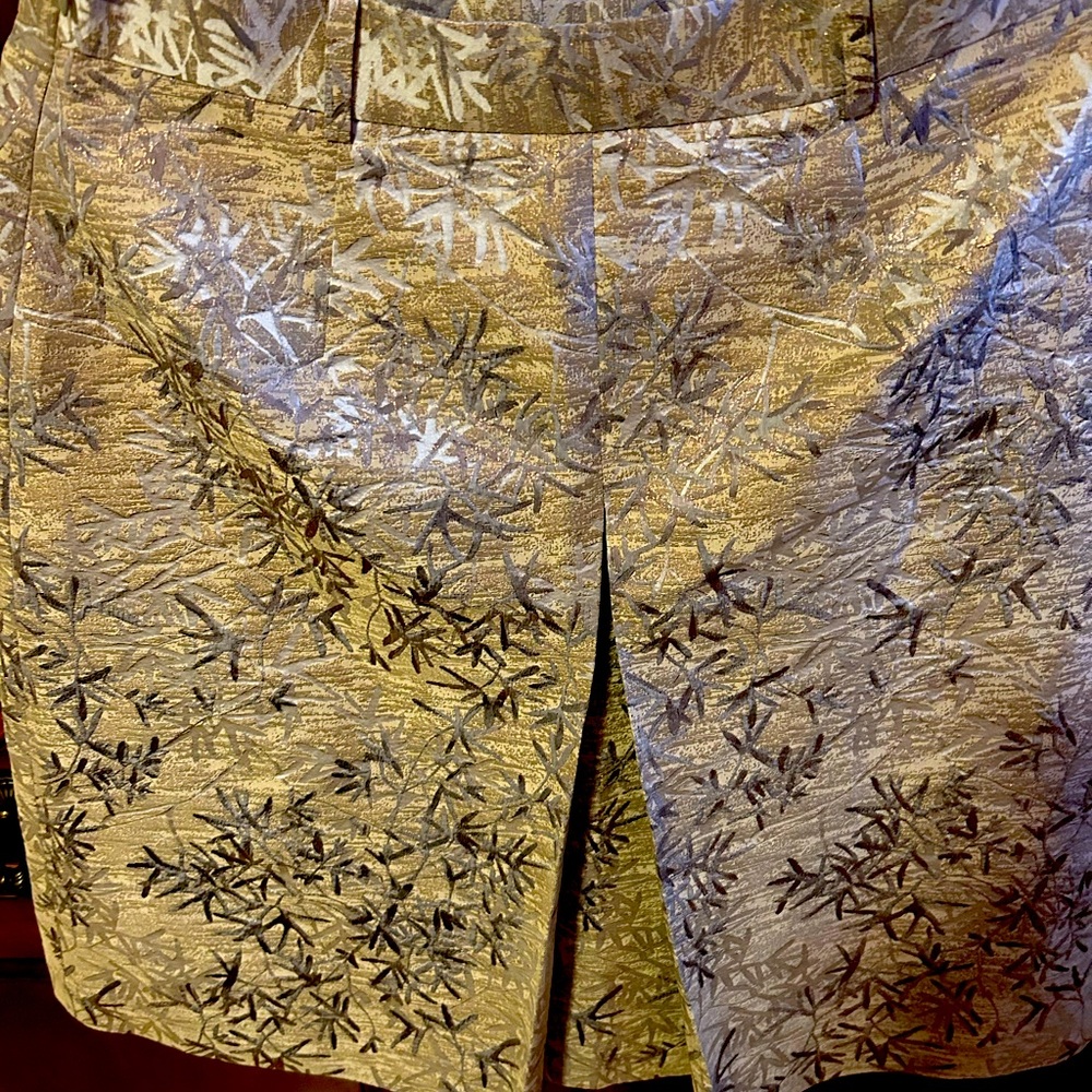 Charles Nolan skirt gold New Great for Christmas Seadon size 12